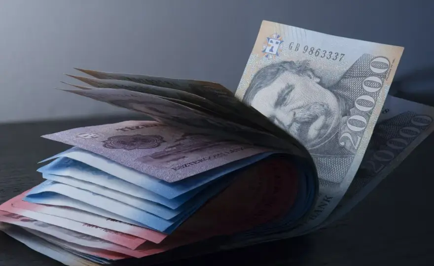 Płatność euro na Węgrzech - Czy to się opłaca?