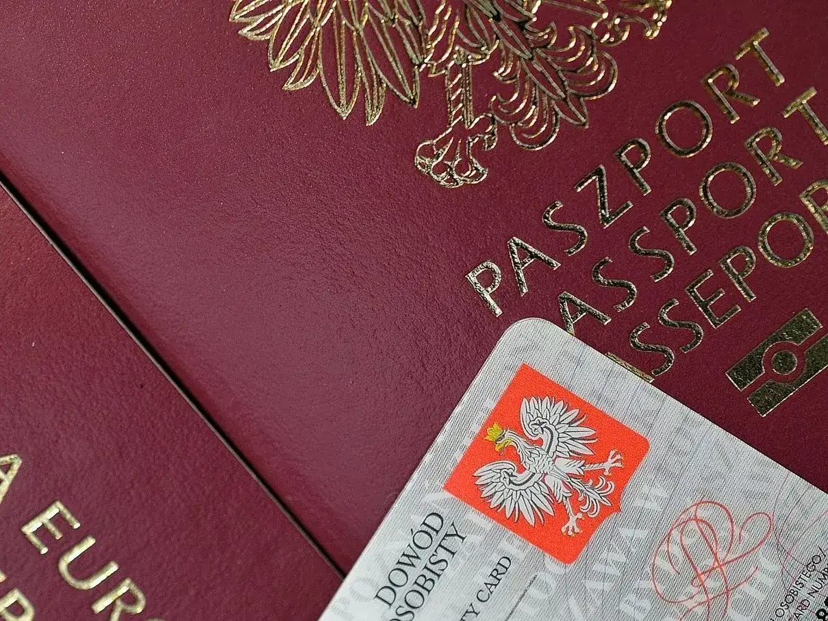Pasztport i dowód osobisty. Czy na Maltę potrzebny paszport? W obrębie UE wystarczy dowód.